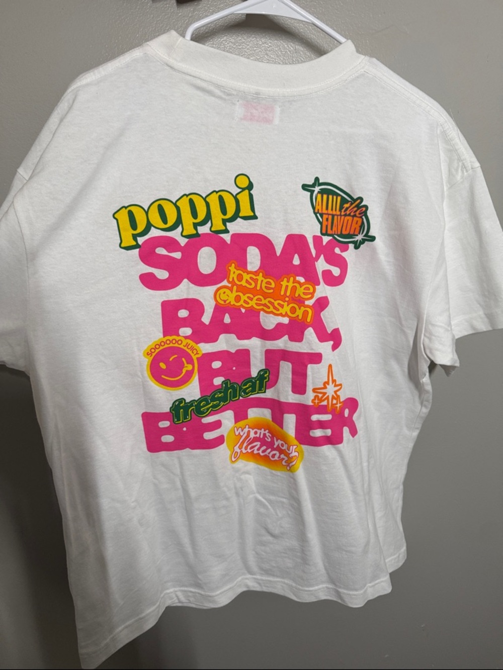 Poppi Graphic Short Sleeve Tee in White with Pink & Yellow Accents